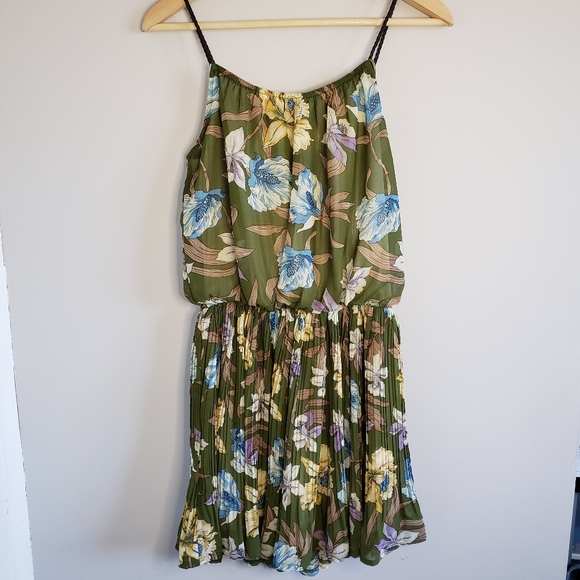 Tank Floral Dress Pleated Bottom - Picture 7 of 8